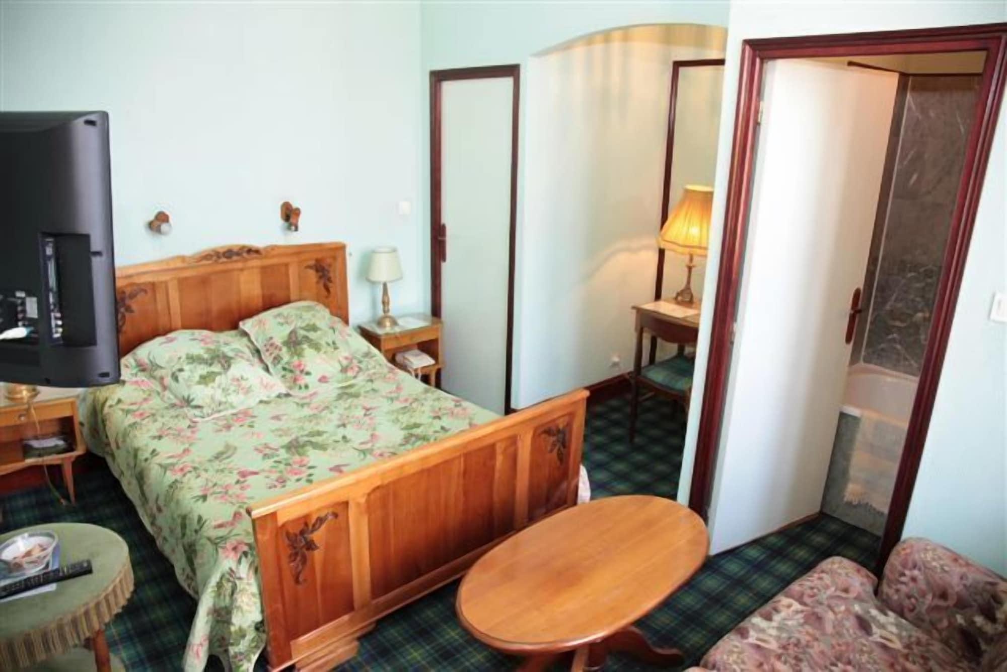 Cit'Hotel Marie Stuart La Roche-sur-Yon Buitenkant foto