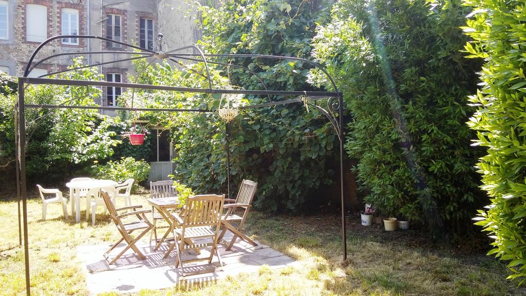 Cit'Hotel Marie Stuart La Roche-sur-Yon Buitenkant foto